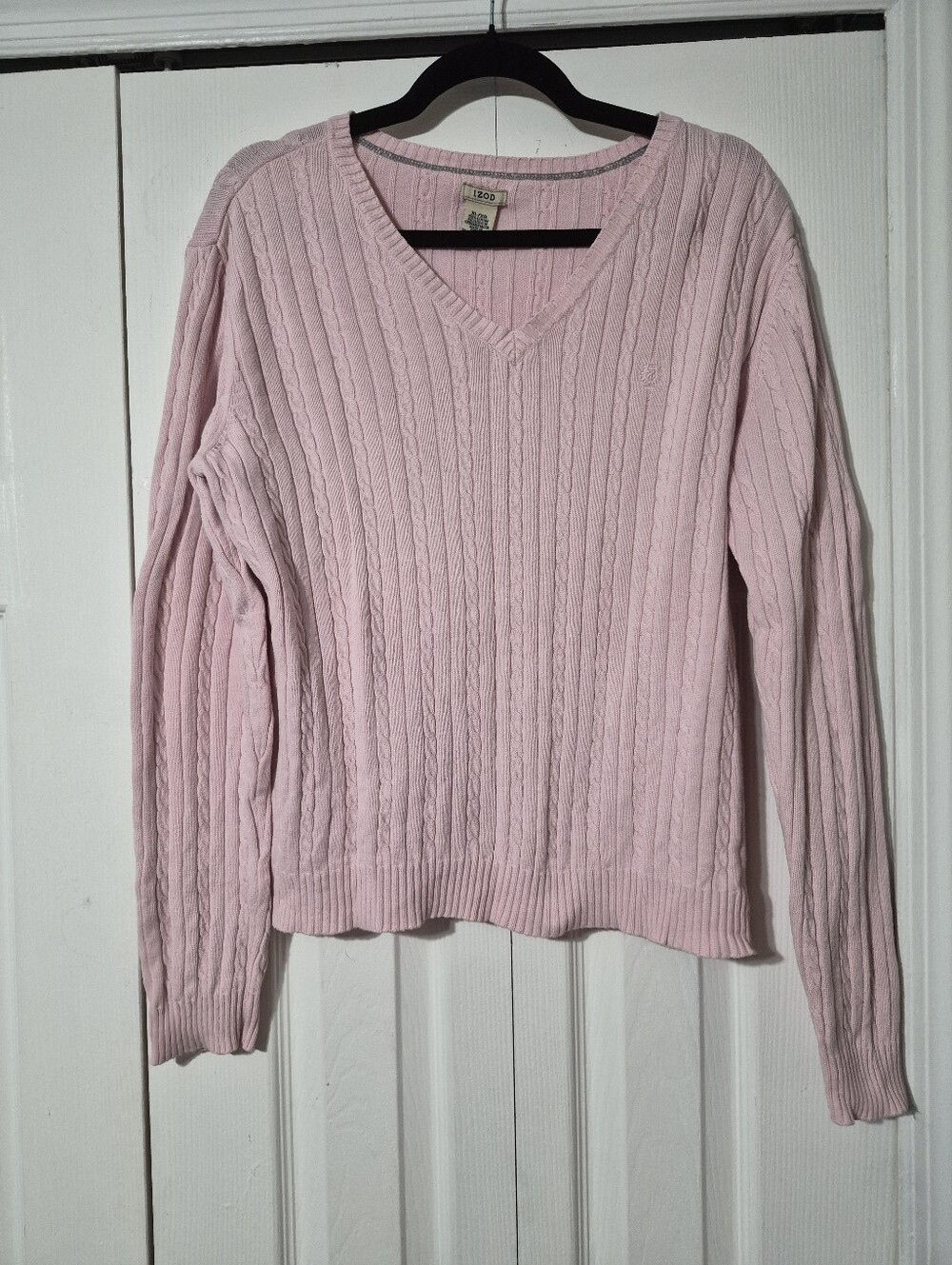 Izod Women's Light Pink Cable V-Neck Sweater
